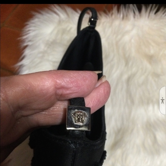 Designer GIANNI VERSACE Handbag - Picture 4 of 12